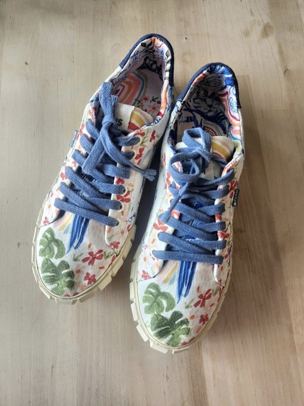 Farm Floral Platform Sneakers in White & Blue Women's 8